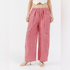 Urban Outfitters BDG Charlie gingham wide-leg pull on pant in red & white small